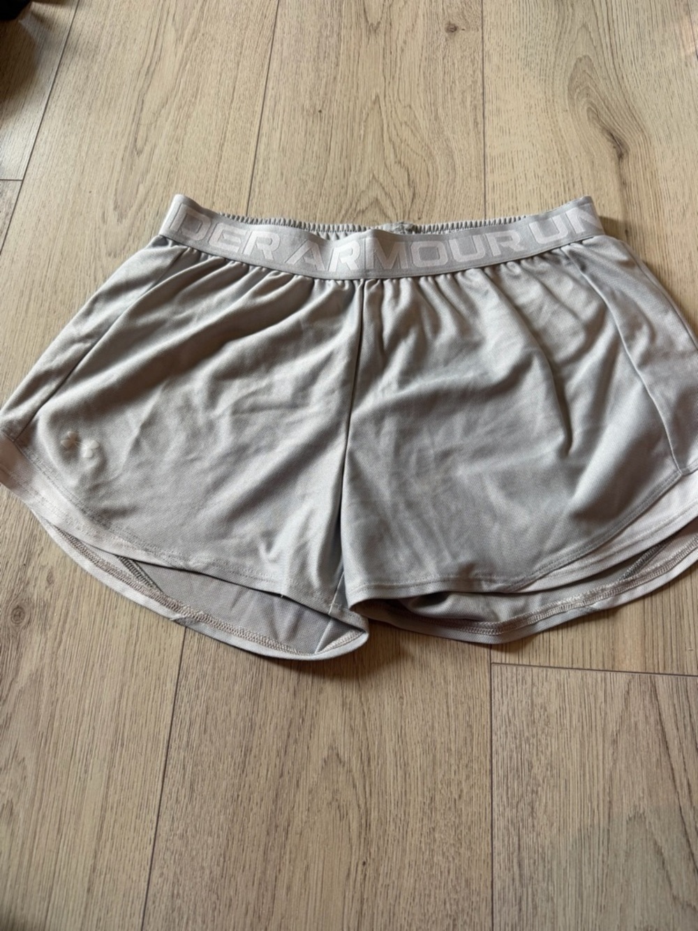 Nike Women’s Light Gray Athletic Shorts with Branded Elastic Waistband